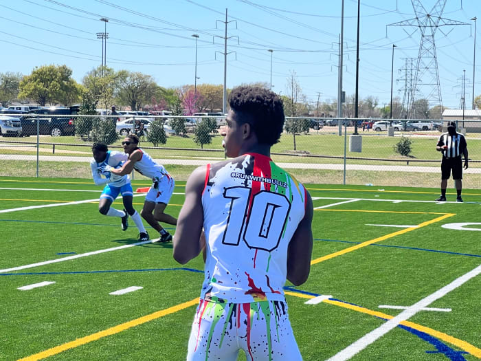 Kelden Ryan Quarterback Keller (Texas) Central 2025 DR Sportz Dallas Young Bullz